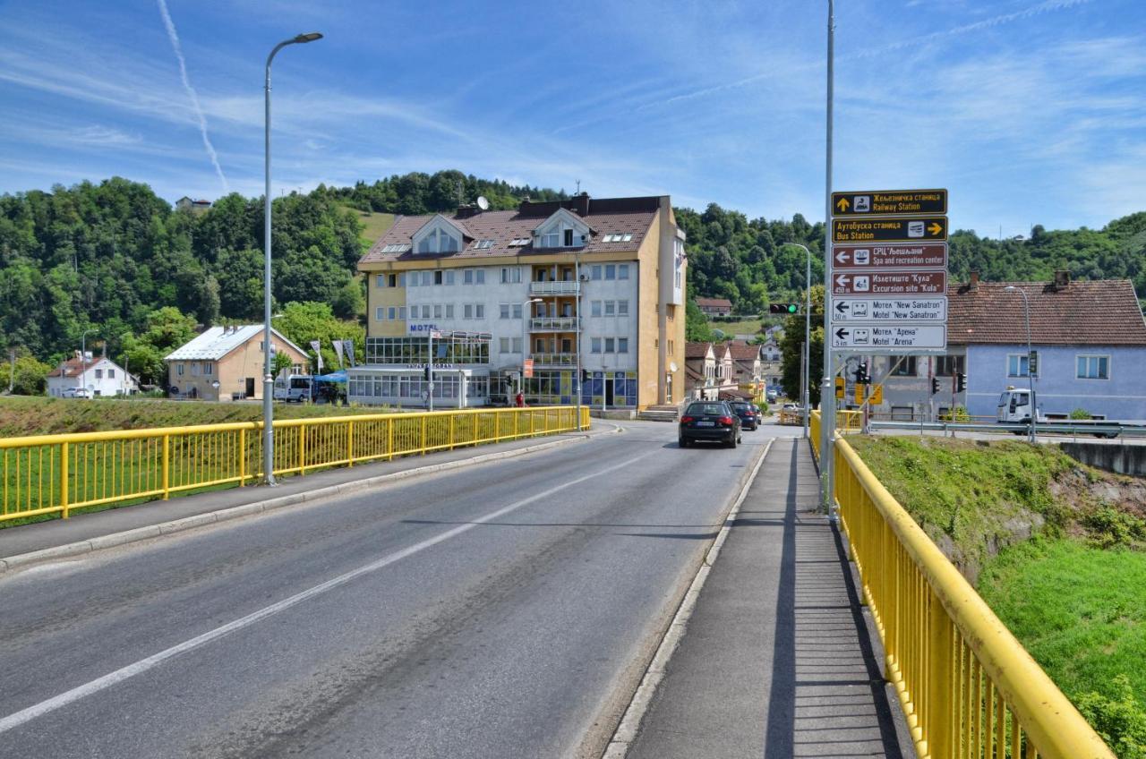 Motel New Sanatron Bosanski Novi Kültér fotó
