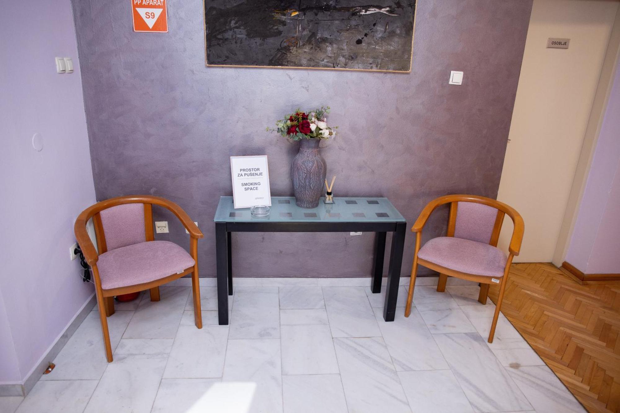 Motel New Sanatron Bosanski Novi Kültér fotó