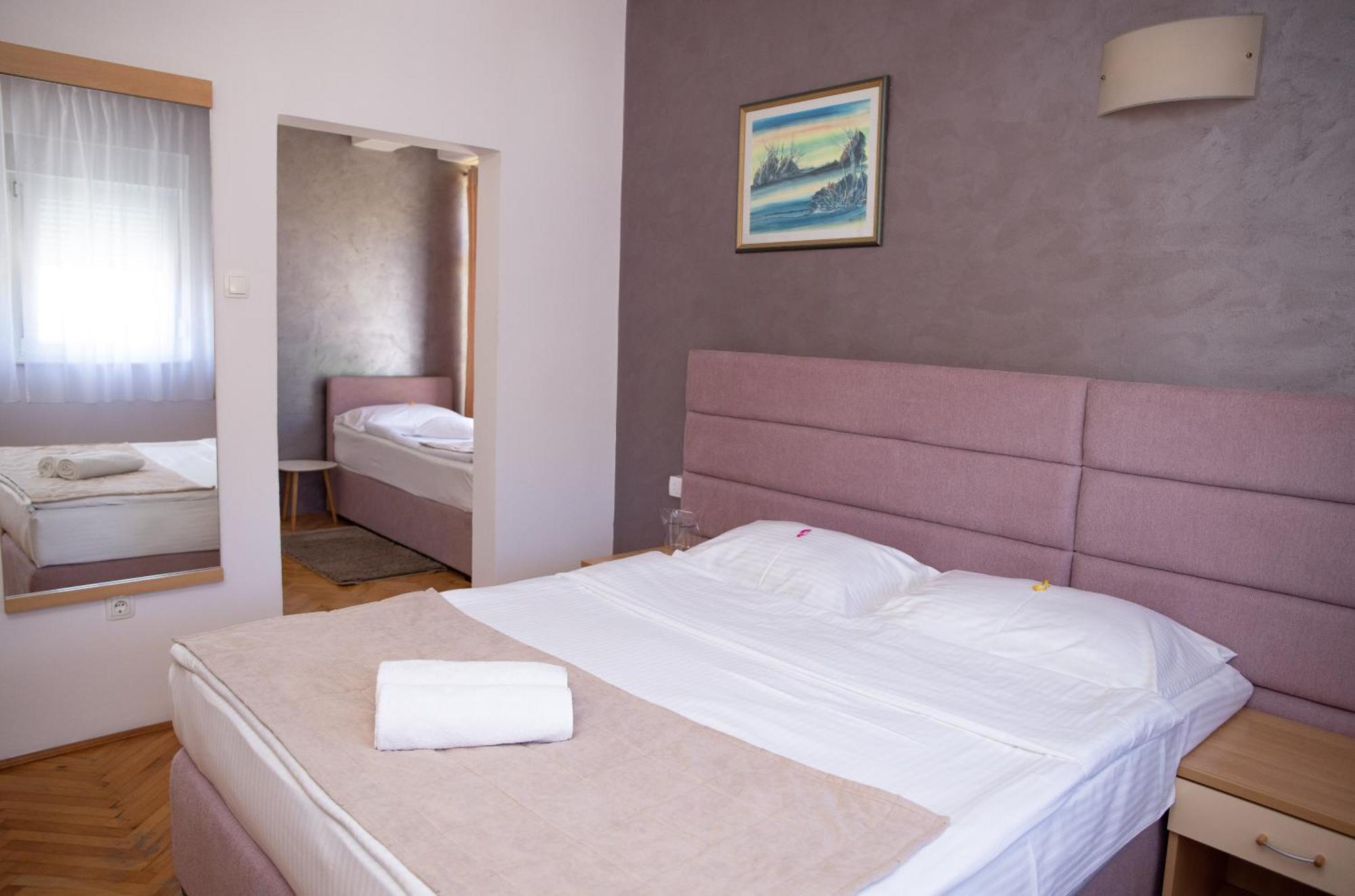 Motel New Sanatron Bosanski Novi Kültér fotó