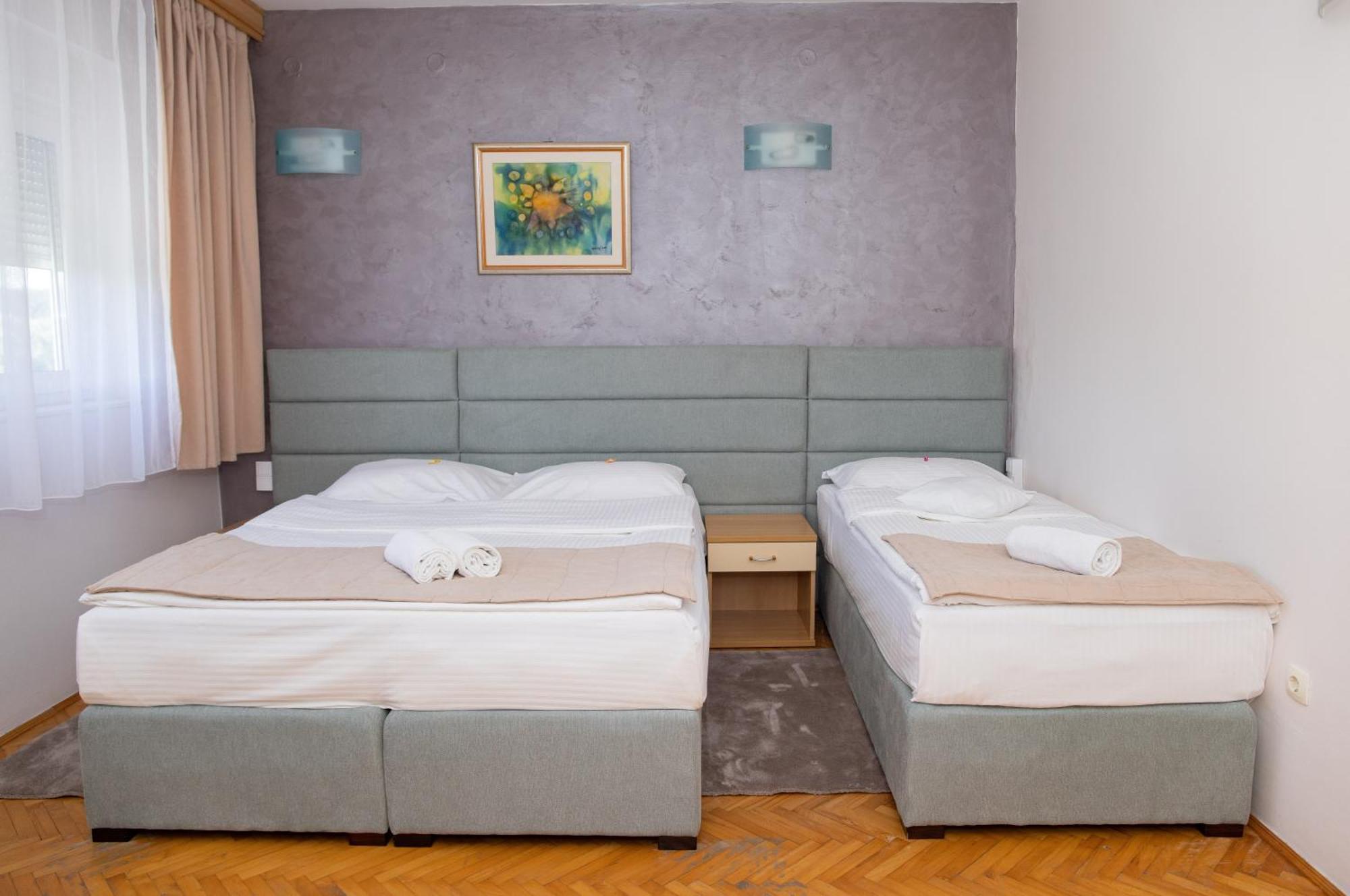Motel New Sanatron Bosanski Novi Kültér fotó